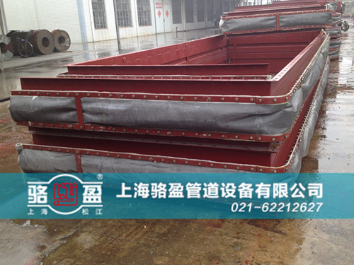 大口徑非金屬<a href=http://m.wwwliyi.com target=_blank class=infotextkey>補償器</a>實物圖